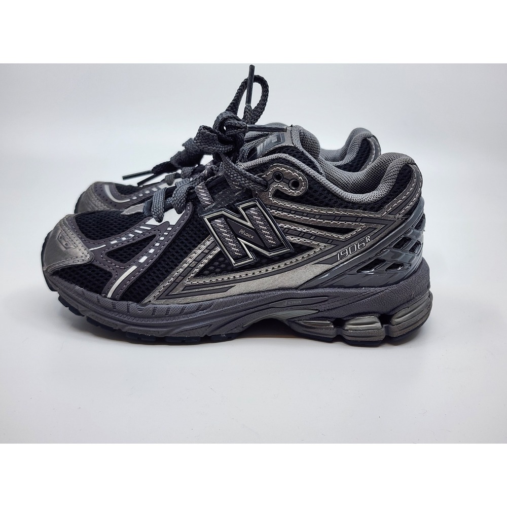 New Balance 1906R Kids Sneakers Black Metallic Silver PC1906EX Size 12 US Boy